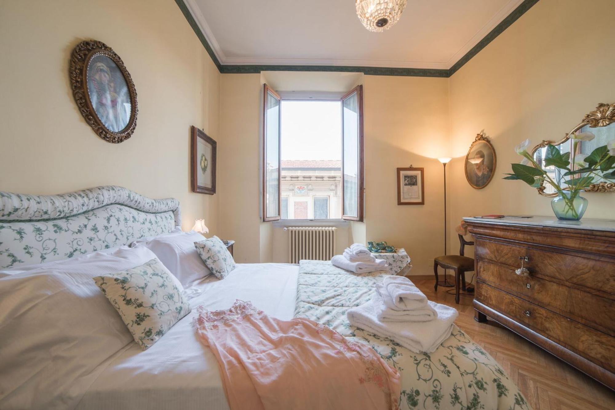 Italian Experience-Duomo Suite Firenze Eksteriør billede
